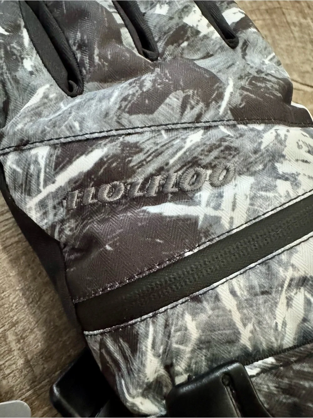 HOIHOO Waterproof Ski Gloves Mens Medium 3M Thinsulate Touchscreen NWT - Picture 3 of 12